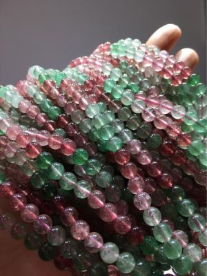 绿草莓晶价格(绿草莓晶是什么材质,价值如何)-图2 绿草莓晶价格(绿草莓晶是什么材质,价值如何)-图2