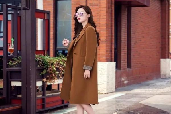 韩丹妮羊绒大衣价格(韩丹尼女装旗舰店)-图3 韩丹妮羊绒大衣价格(韩丹尼女装旗舰店)-图3