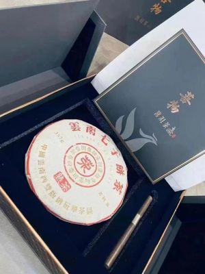 霍氏百岁茶价格（霍氏茶业普洱礼盒）