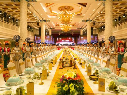 晏都酒价格(宴都酒店怎么样)-图3 晏都酒价格(宴都酒店怎么样)-图3
