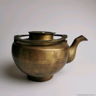 黄铜壶价格和图片（黄铜茶壶什么级别）