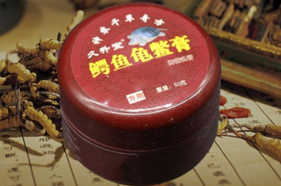 龟甲膏价格(龟甲膏的功效和作用)-图3 龟甲膏价格(龟甲膏的功效和作用)-图3