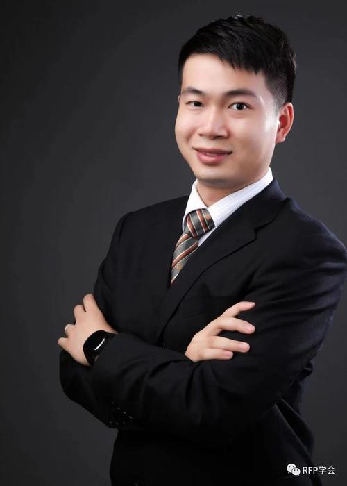 罗臻书法价格(罗臻坤生产的药好用吗)-图3 罗臻书法价格(罗臻坤生产的药好用吗)-图3