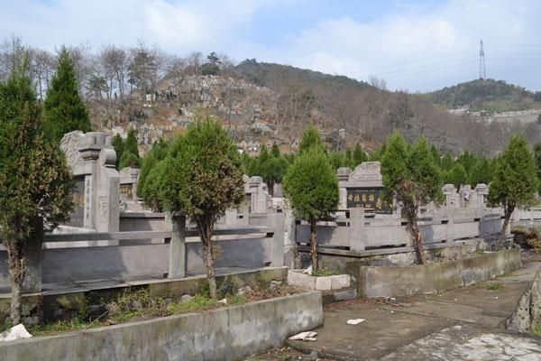 常德万金公墓价格(常德万金公墓价格查询)-图2 常德万金公墓价格(常德万金公墓价格查询)-图2