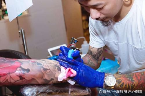 十堰纹身价格(湖北纹身师)-图2 十堰纹身价格(湖北纹身师)-图2