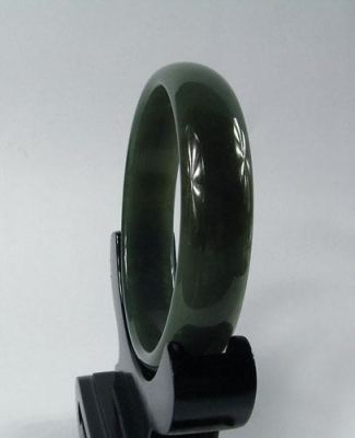 田青玉价格(田玉值多少钱)-图2 田青玉价格(田玉值多少钱)-图2