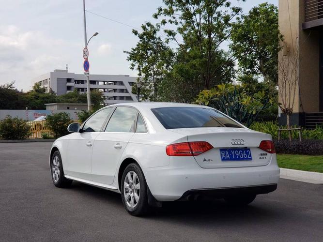 奥迪a412款价格（奥迪a412款价格二手车）-图2