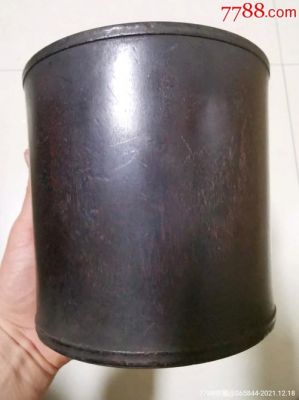 清朝笔筒价格（清末笔筒特征）