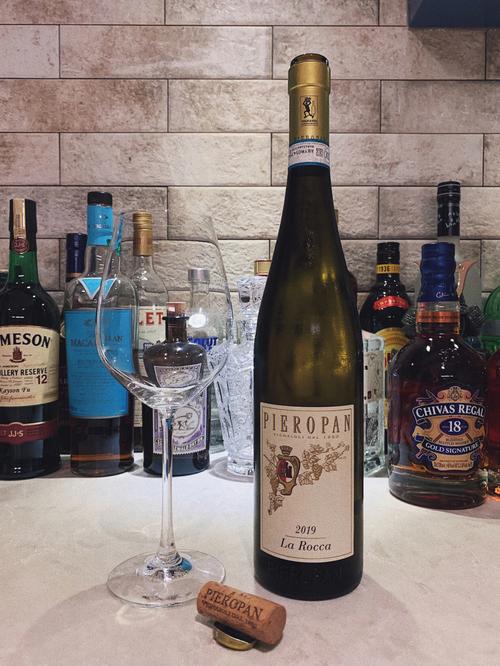 rocca红酒价格(rocca sveva红酒价格)-图2 rocca红酒价格(rocca sveva红酒价格)-图2