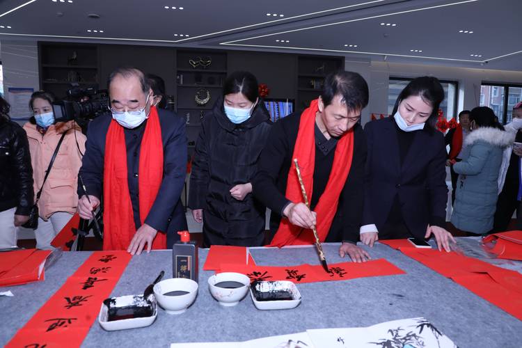 李德兰价格(李德春书法价格)-图3 李德兰价格(李德春书法价格)-图3
