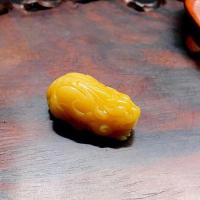 缅甸黄龙玉价格(缅甸黄龙玉价格是多少人民币)-图2 缅甸黄龙玉价格(缅甸黄龙玉价格是多少人民币)-图2