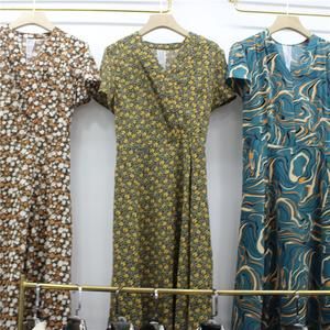 柏丽女装价格(柏丽女装价格表图片)-图2 柏丽女装价格(柏丽女装价格表图片)-图2