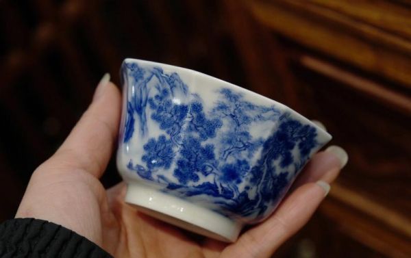 柴窖瓷器价格(柴窑的瓷器有收藏价值吗?)-图2 柴窖瓷器价格(柴窑的瓷器有收藏价值吗?)-图2