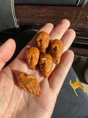 张冬核雕价格(张冬核雕价格多少钱)-图2 张冬核雕价格(张冬核雕价格多少钱)-图2