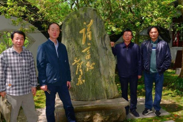 李大震价格(李大震简介)-图2 李大震价格(李大震简介)-图2