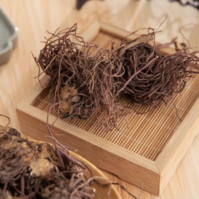 紫菀的价格（紫菀的价格多少钱一斤）-图2