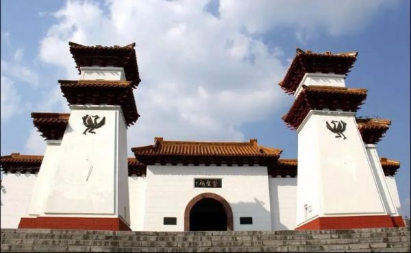 医圣神贴价格(医圣祠官网)-图3 医圣神贴价格(医圣祠官网)-图3
